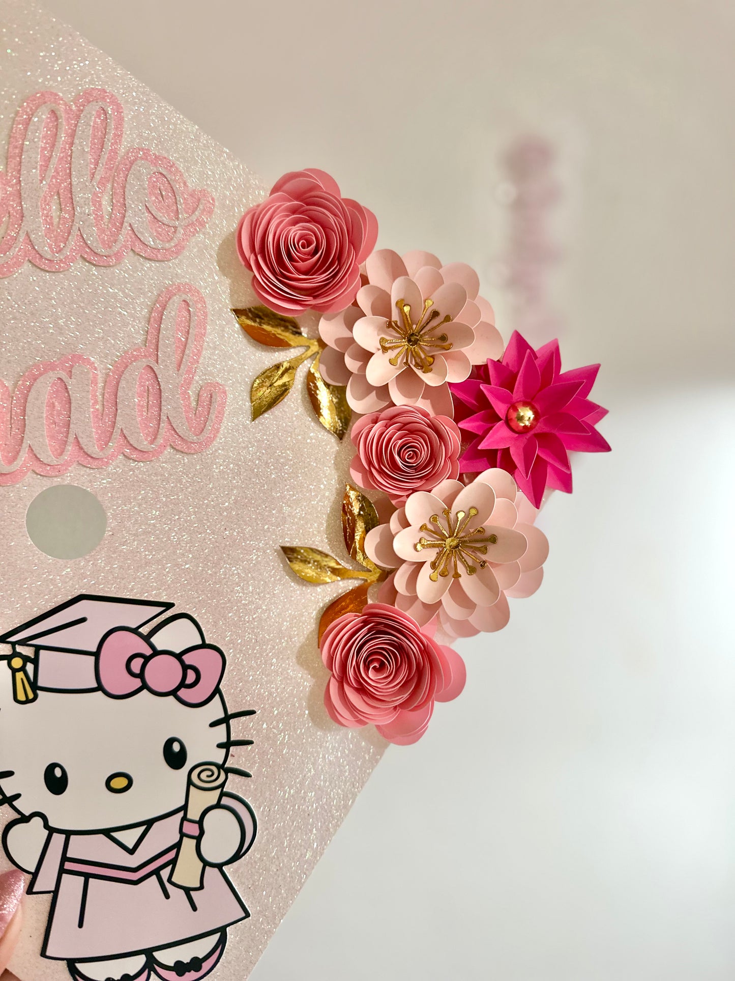 Hello Kitty Graduation Cap Topper