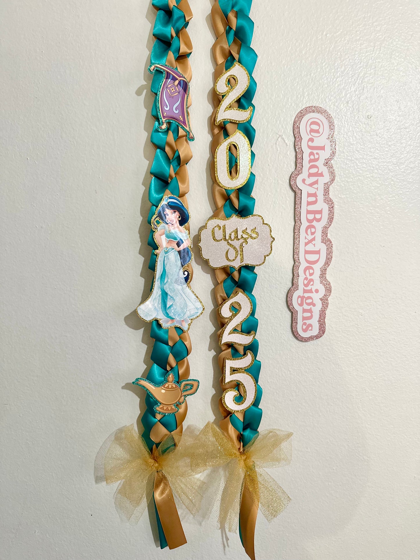 Princess Jasmine 2025 Graduation Lei
