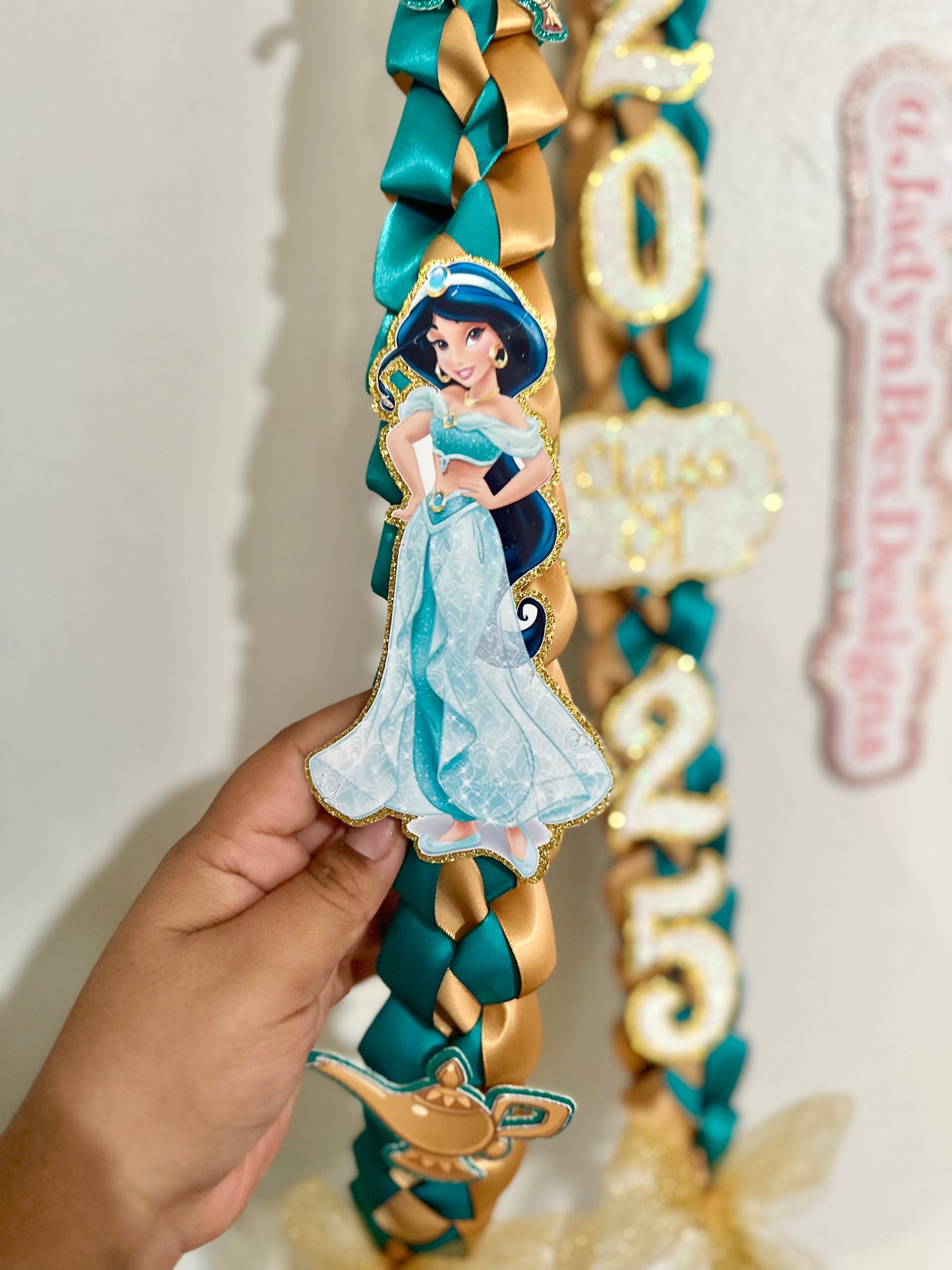 Princess Jasmine 2025 Graduation Lei