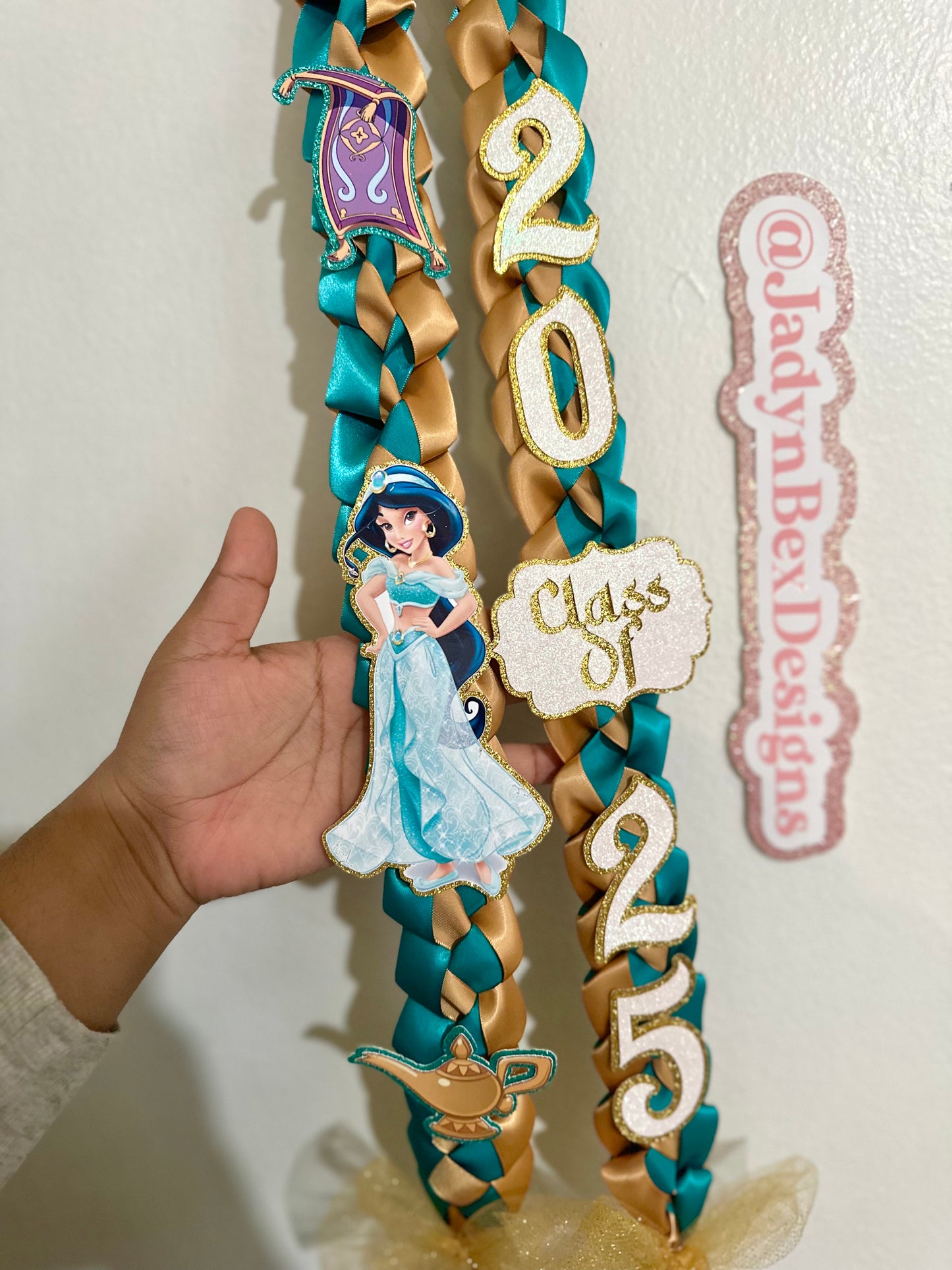 Princess Jasmine 2025 Graduation Lei