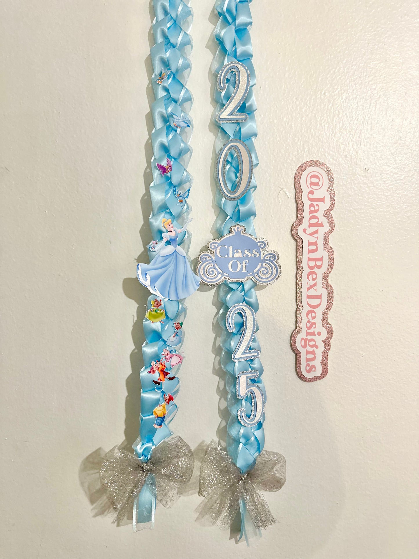 Cinderella 2025 Graduation Lei