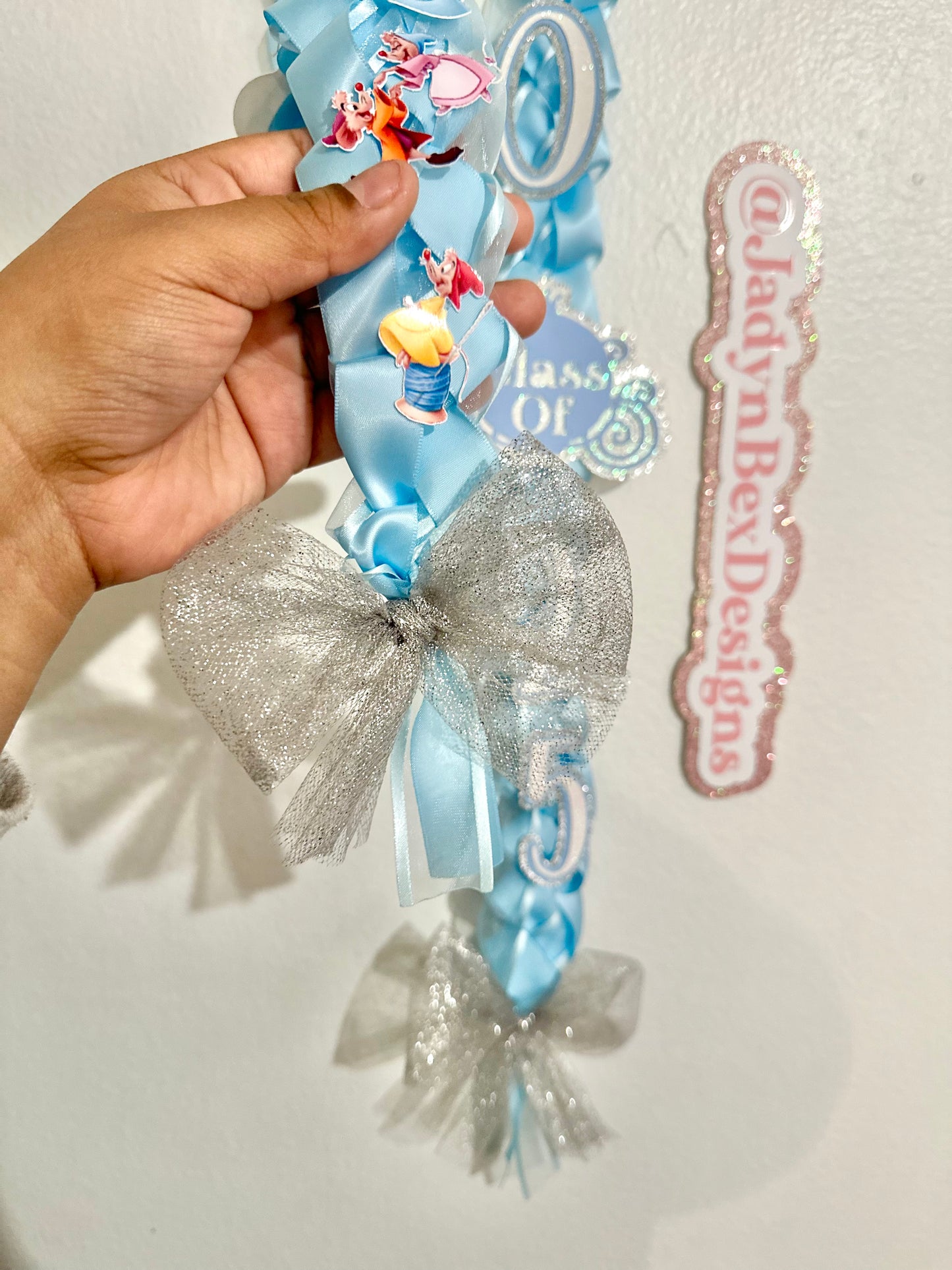 Cinderella 2025 Graduation Lei
