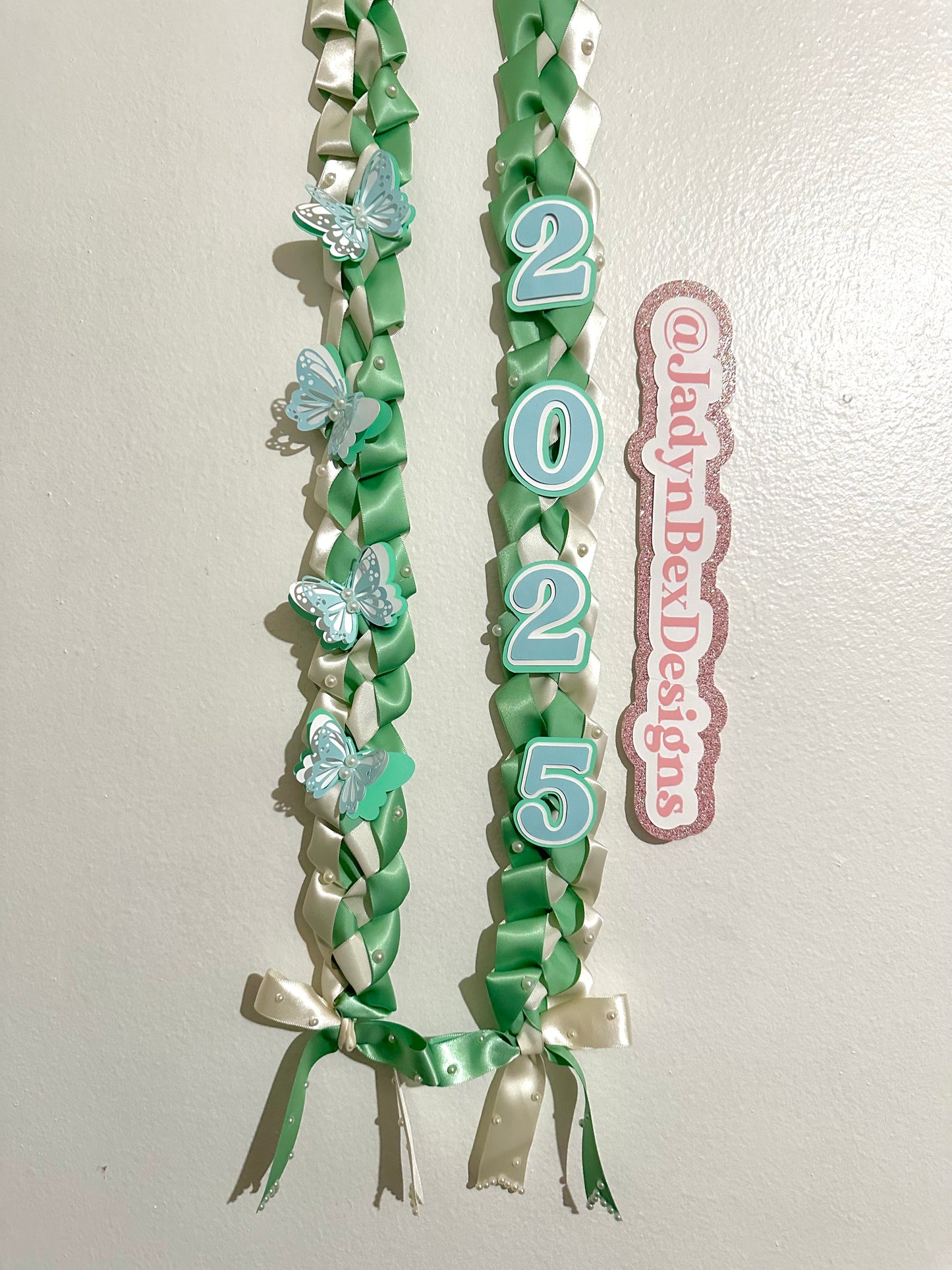 Mint Coquette 2025 Graduation Lei