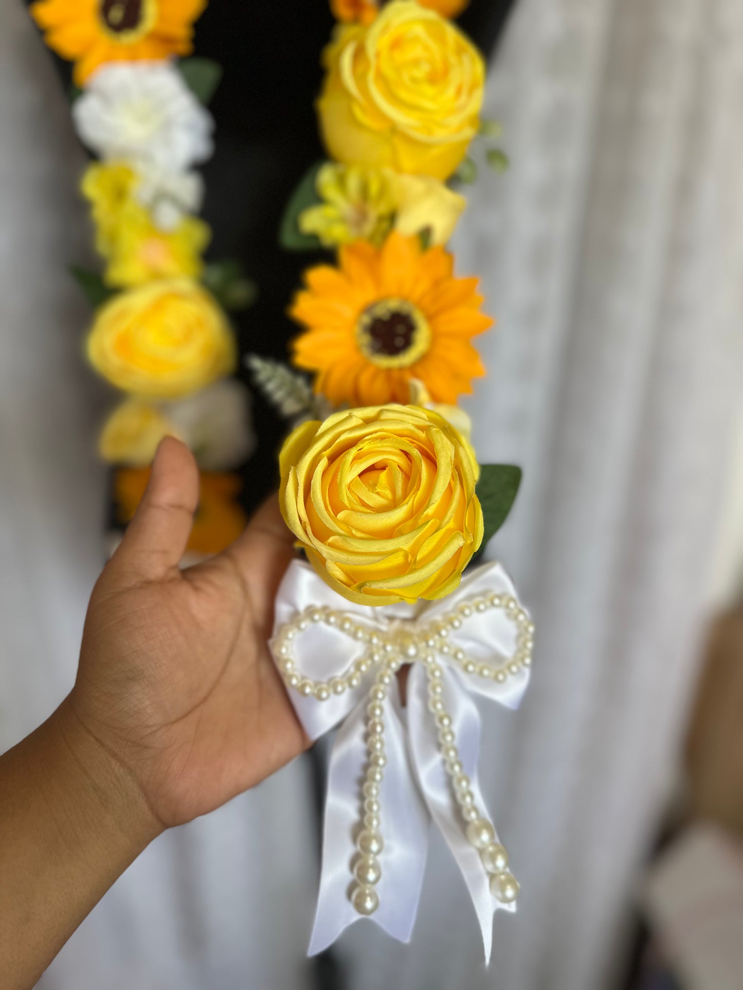 Floral Graduation Lei - Sunflower & Yellow Florall Graduation Lei - Pearl Neckline Detail