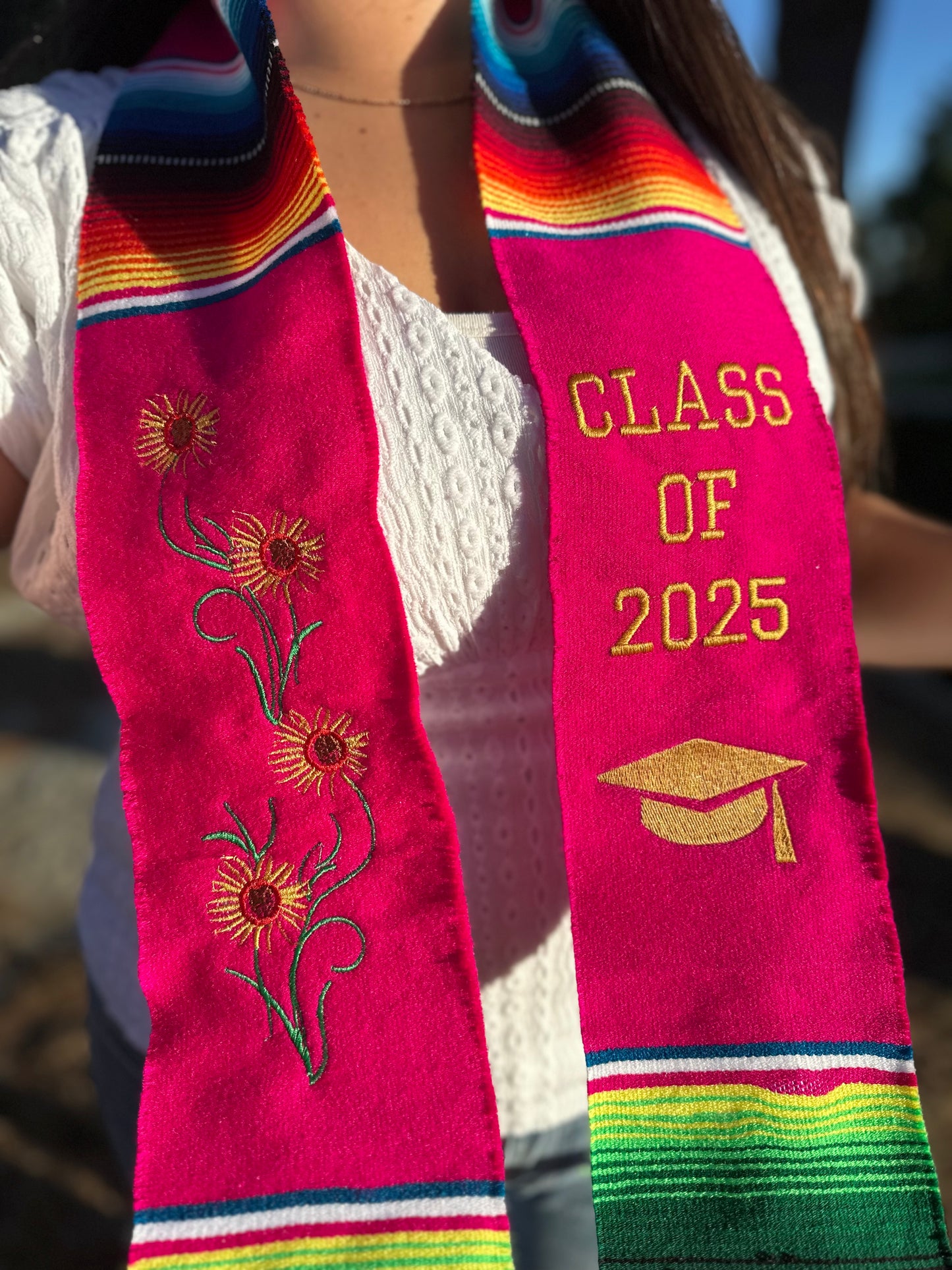 Hot Pink Sarape Stole with Daisies Class of 2025