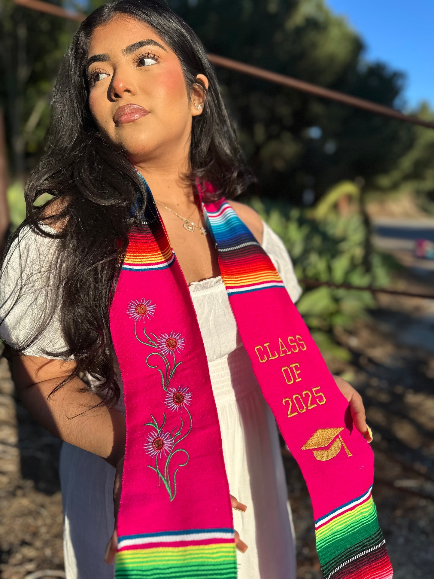 Hot Pink Sarape Stole with Daisies Class of 2025