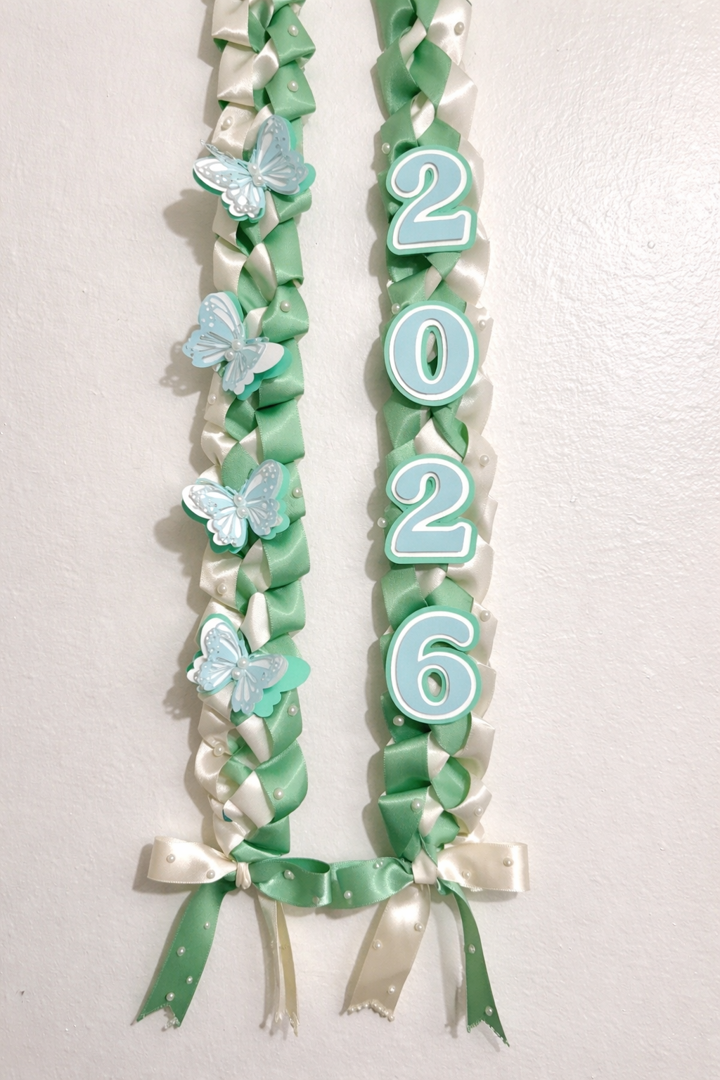 Mint Coquette 2026 Graduation Lei