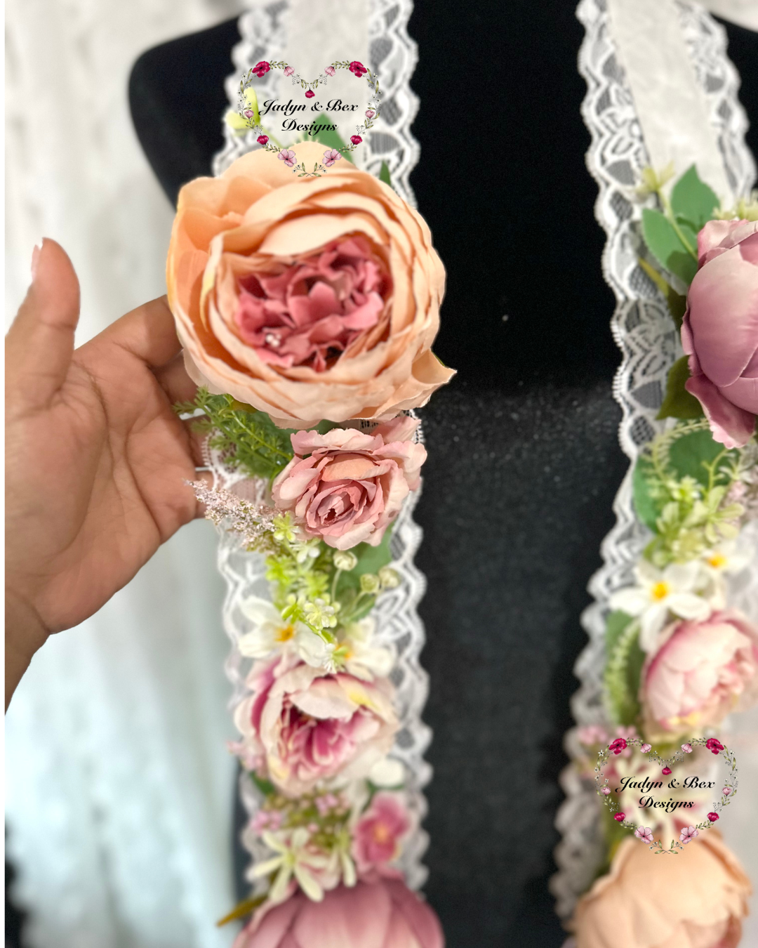 Elegant Floral Graduation Lei Class of 2026