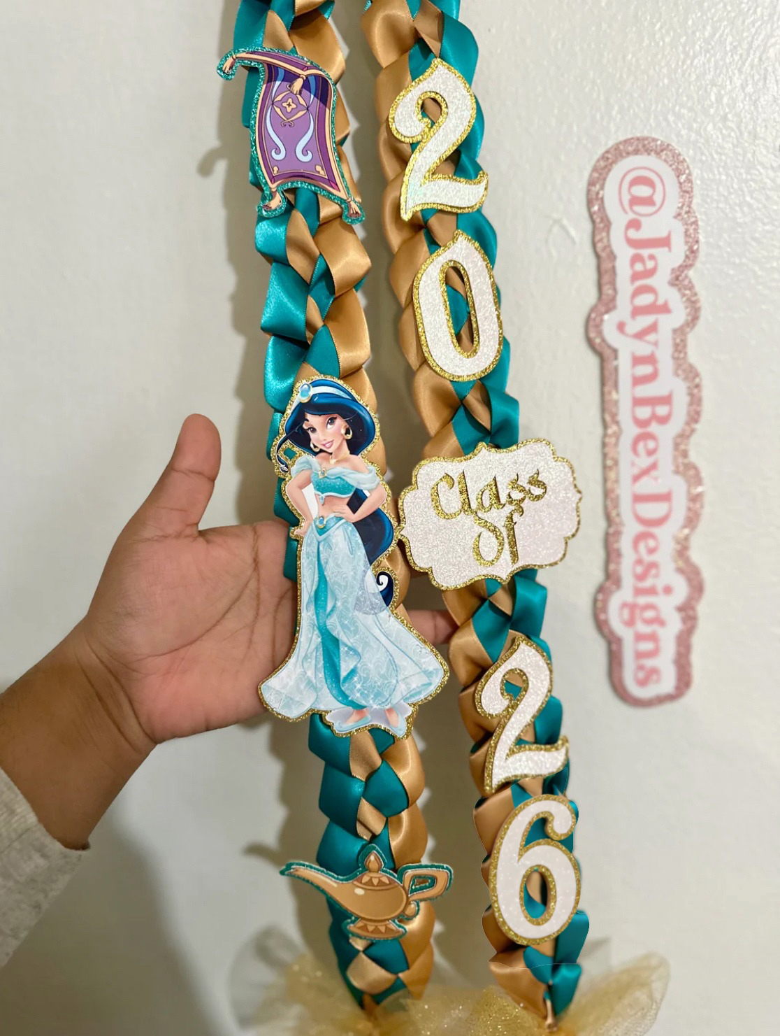 Princess Jasmine 2026 Graduation Lei