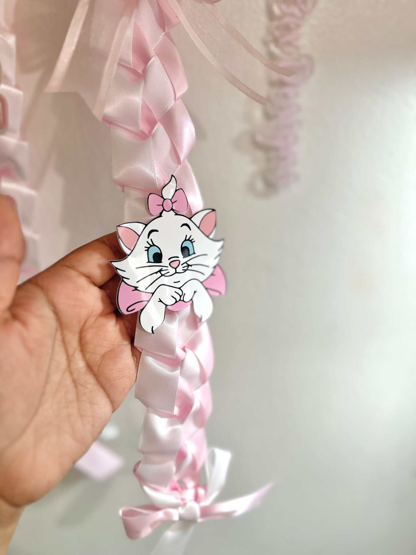 Aristocat Marie Coquette Graduation Lei