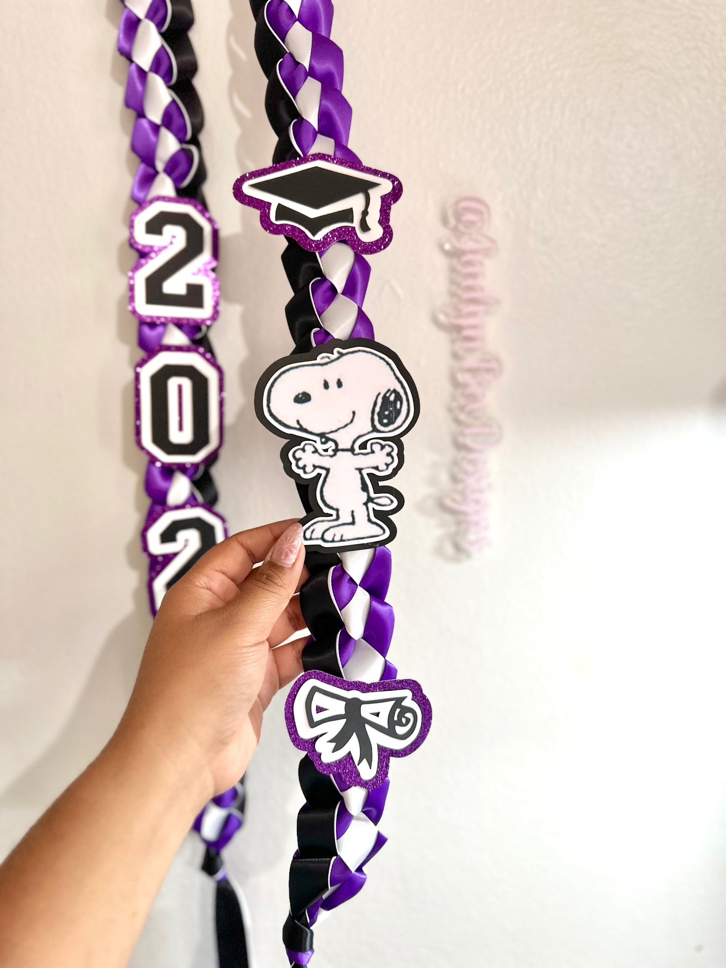 Snoppy Graduation Lei 2025