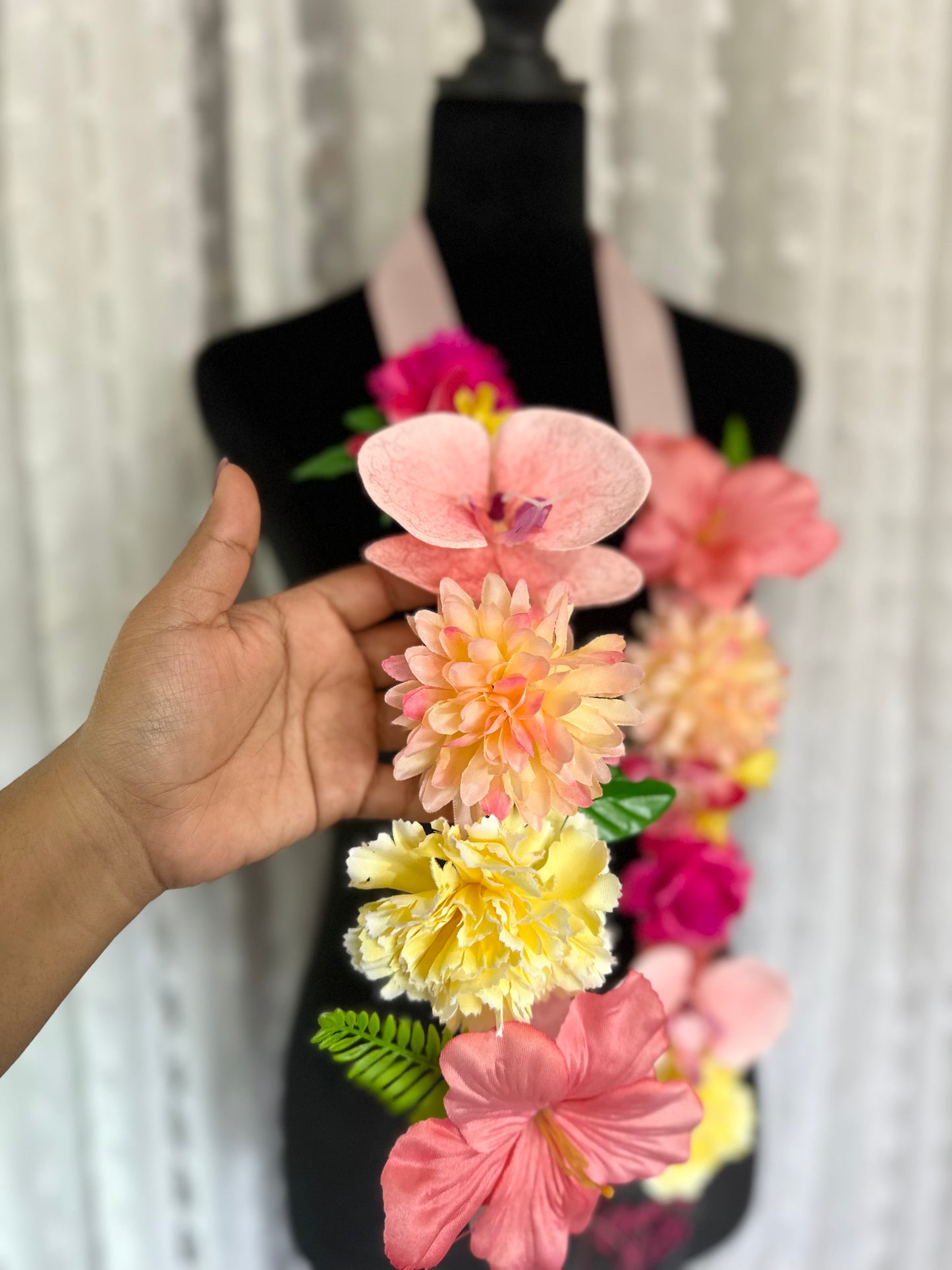 Class of 2026 Personalized Floral Graduation Lei – Pink Custom Name Acrylic Graduation Lei