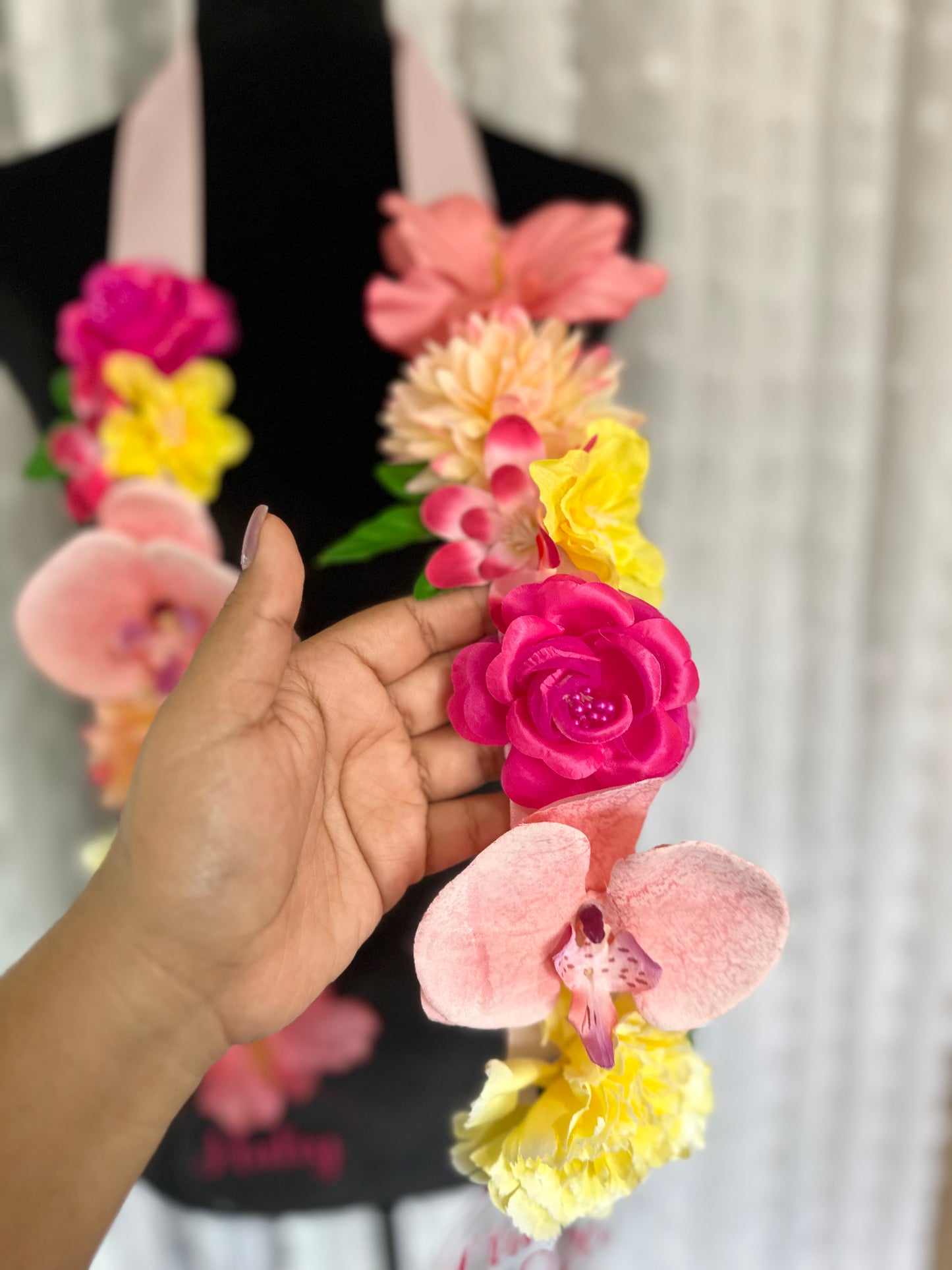 Class of 2026 Personalized Floral Graduation Lei – Pink Custom Name Acrylic Graduation Lei