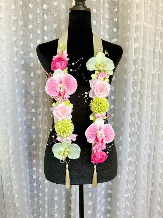 Pink and Green Orchid Floral Sash Custom Floral Graduation Sash with Acrylic Name Ends, Class of 2026 Lei, Coquette Graduation Sash, Personalized Grad Sash