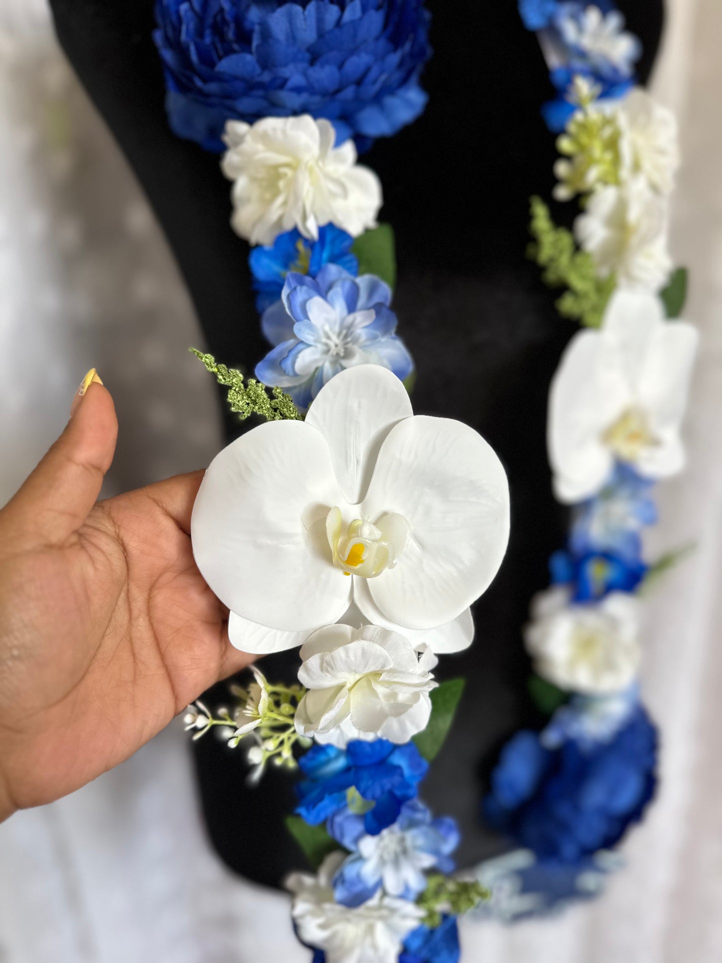 Floral Graduation Lei - Class of 2026- Blue and White-Personalized