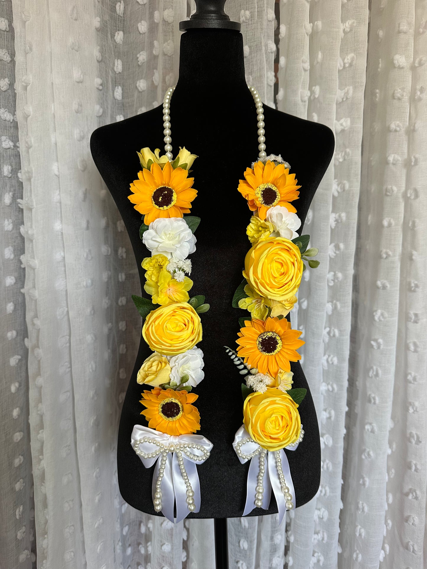 Floral Graduation Lei - Sunflower & Yellow Florall Graduation Lei - Pearl Neckline Detail